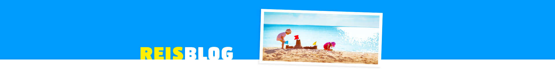 Kids aan het spelen op het strand