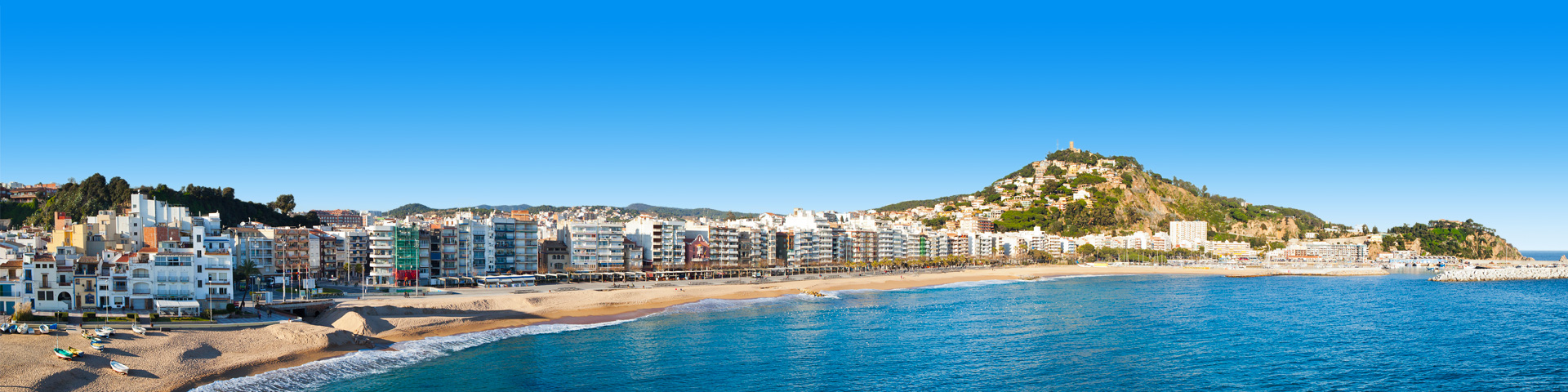 Skyline Blanes vanaf het water