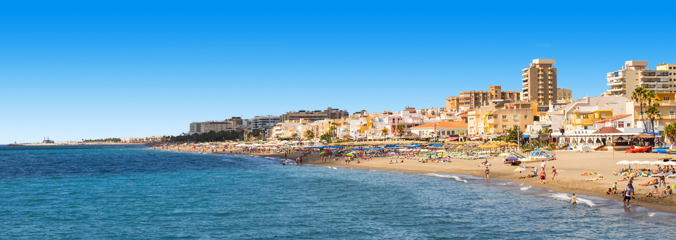 Uitzicht op Torremolinos vanuit de zee