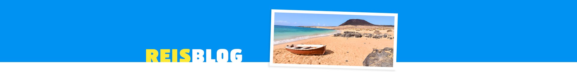 Bootje op het schitterende zandstrand van Lanzarote